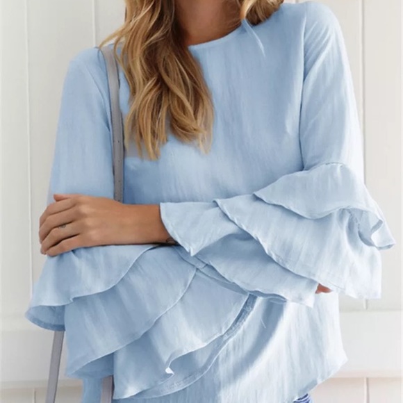 Blue top ruffled bell sleeves - Picture 2 of 5